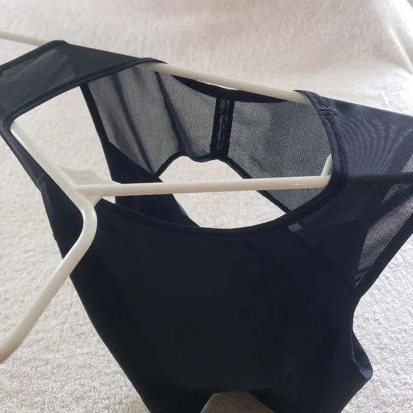 Lululemon athletica black mesh tank - Picture 8 of 8